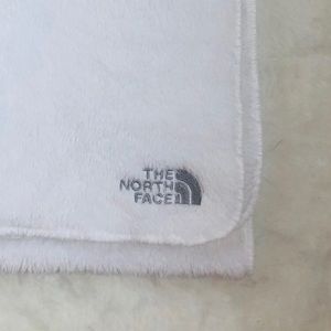 North Face Women’s Denali Thermal Scarf